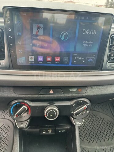 Kia Rio-11