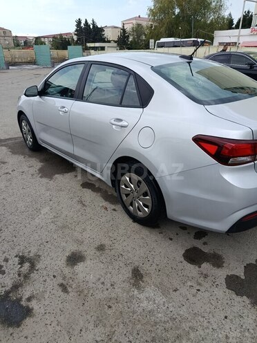 Kia Rio-14