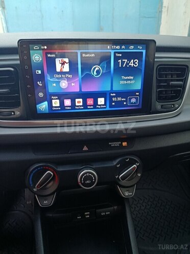 Kia Rio-15