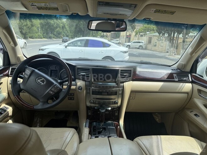 Lexus LX 570-3