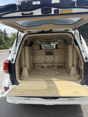Lexus LX 570-8