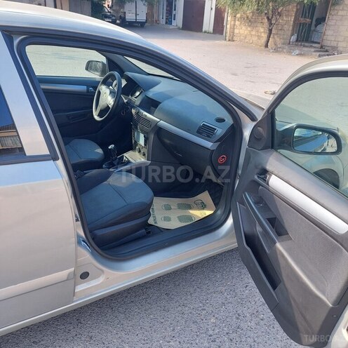 Opel Astra-3