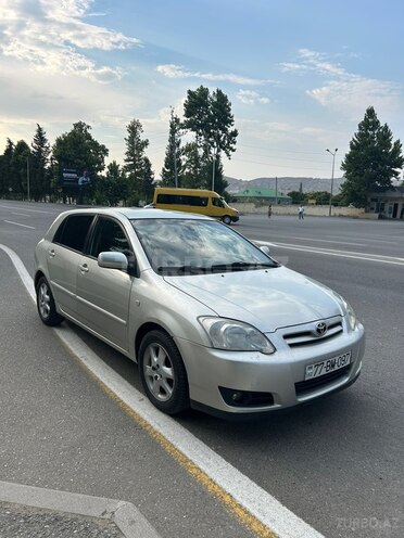 Toyota Corolla-5