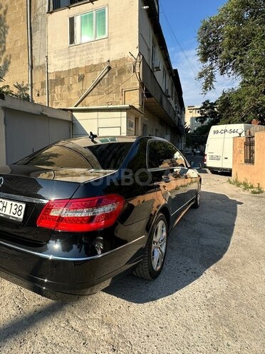 Mercedes E 250-6