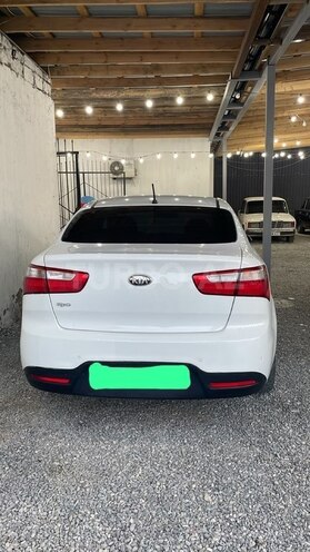 Kia Rio-2
