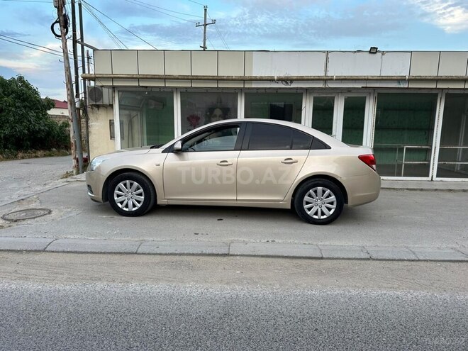 Chevrolet Cruze-7