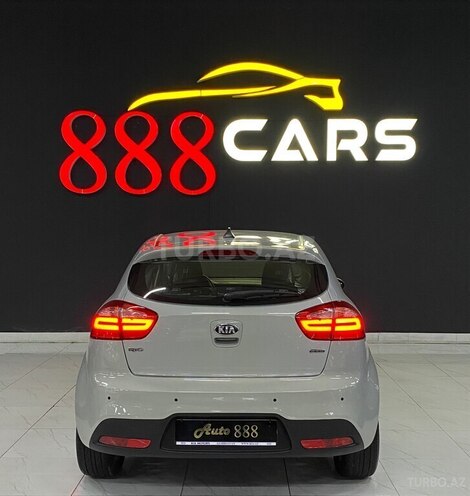 Kia Rio-5