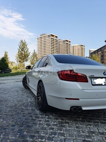 BMW 528-7