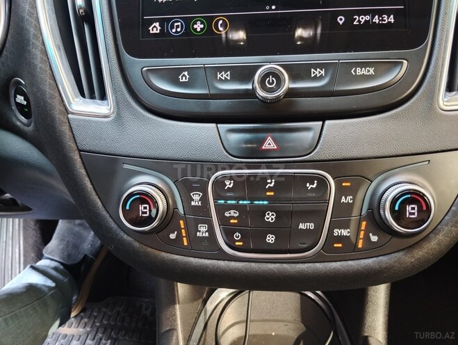 Chevrolet Malibu-17