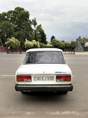 LADA (VAZ) 2107-6