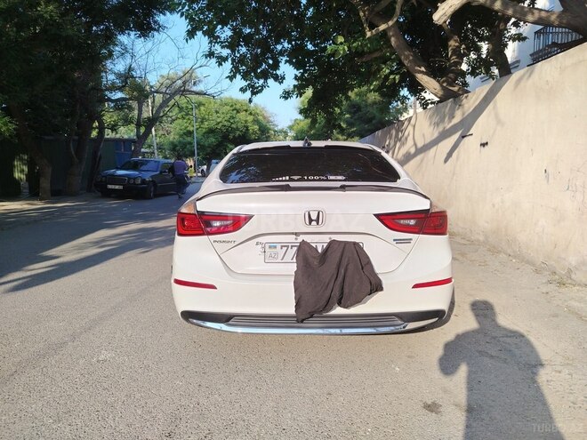Honda Insight-2