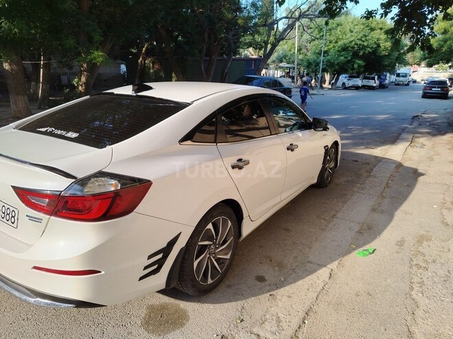 Honda Insight-7