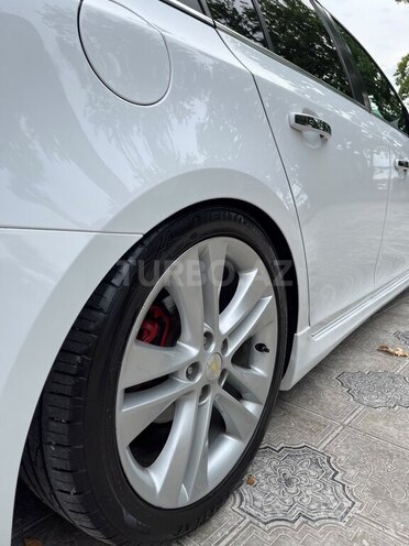 Chevrolet Cruze-5