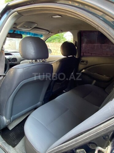 Nissan Sunny-8