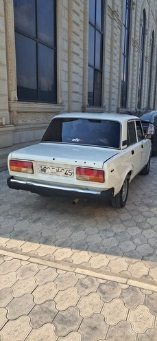LADA (VAZ) 2107-10
