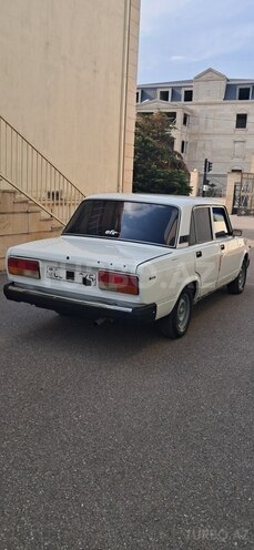 LADA (VAZ) 2107-2