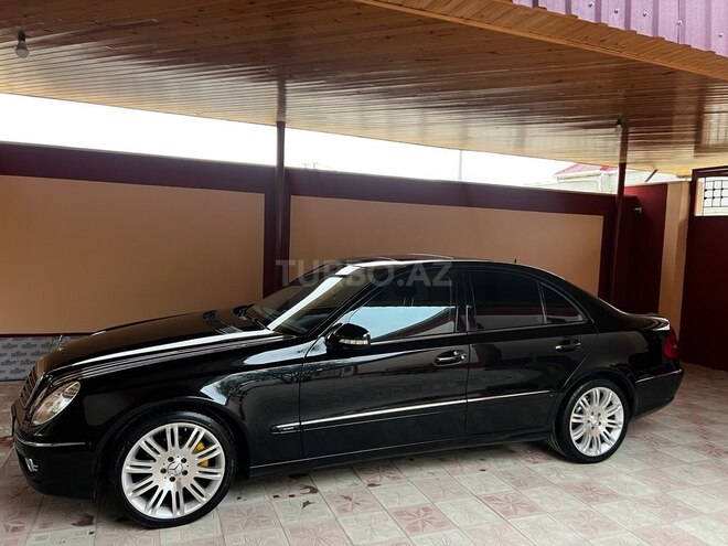Mercedes E 220-2