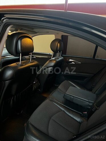 Mercedes E 220-6