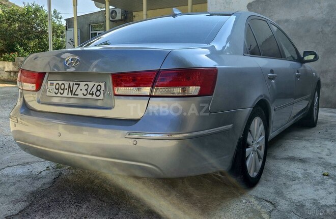 Hyundai Sonata-2