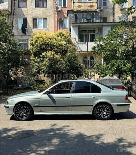 BMW 523-6