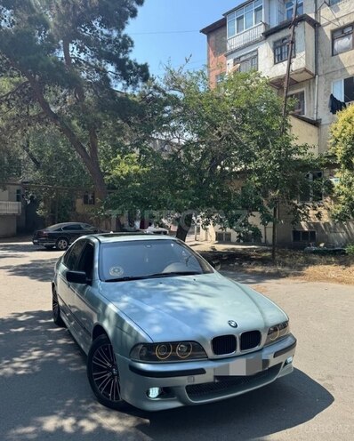 BMW 523-2