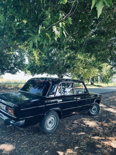 LADA (VAZ) 2106-4