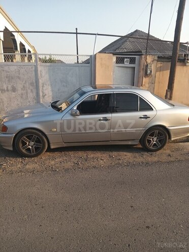 Mercedes C 220-3