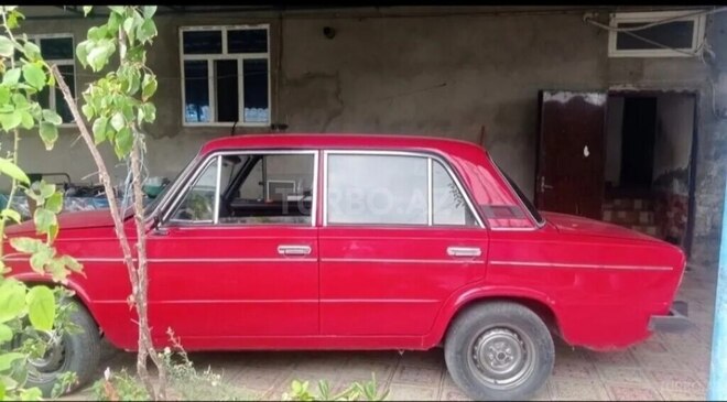 LADA (VAZ) 2106-4