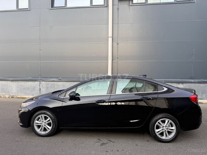 Chevrolet Cruze-14