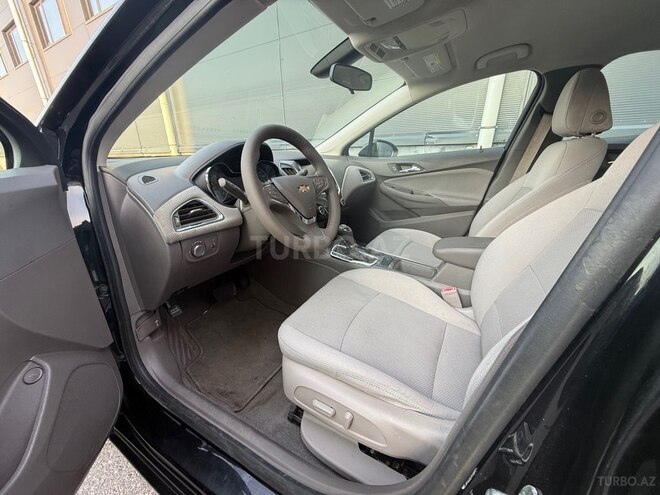 Chevrolet Cruze-8