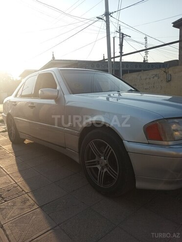 Mercedes C 220-6