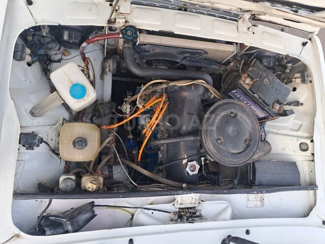 LADA (VAZ) 2107-4
