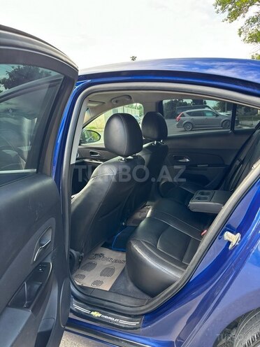 Chevrolet Cruze-8