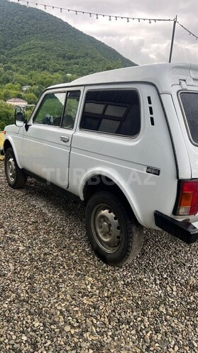 LADA (VAZ) Niva-6