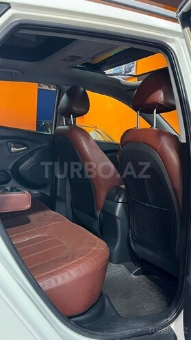 Hyundai ix35-14