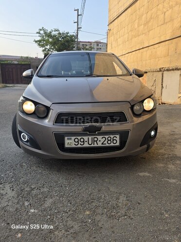 Chevrolet Aveo-1