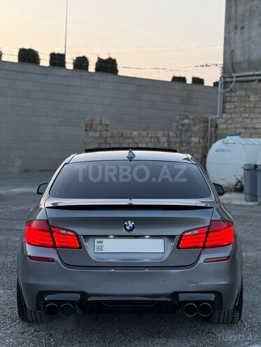 BMW 528-2