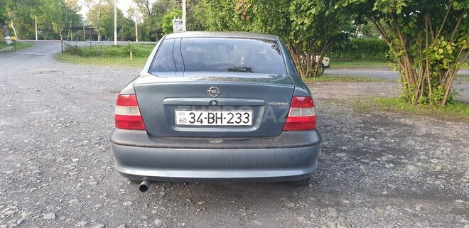 Opel Vectra-2