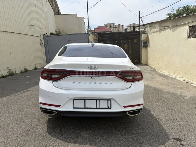 Hyundai Grandeur-3