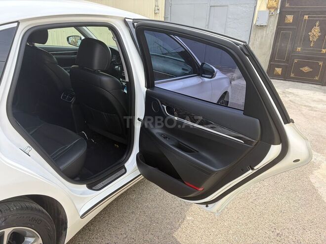 Hyundai Grandeur-7