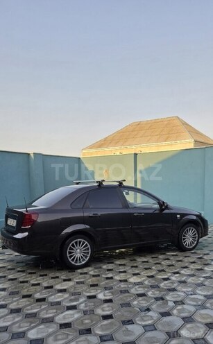 Chevrolet Lacetti-3