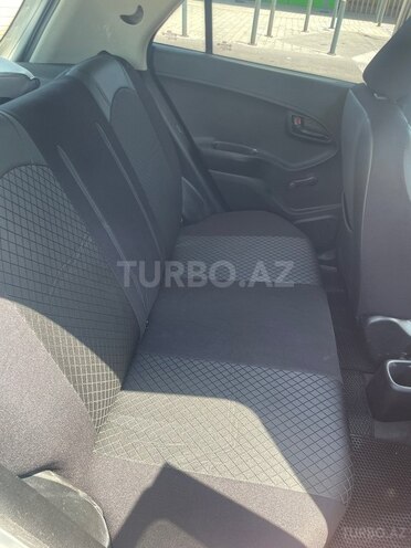 Kia Picanto-10