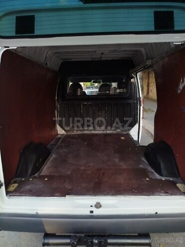 Ford Transit-8