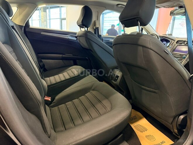 Ford Fusion (North America)-6