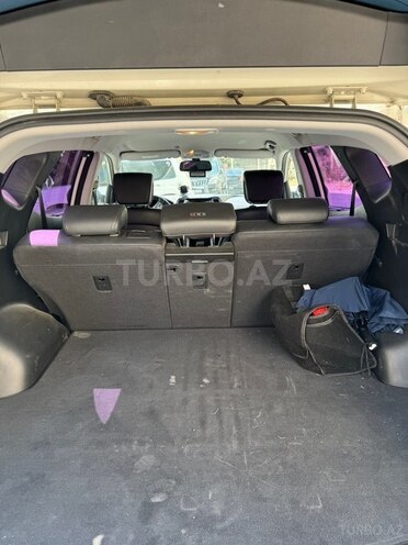 Hyundai Santa Fe-9