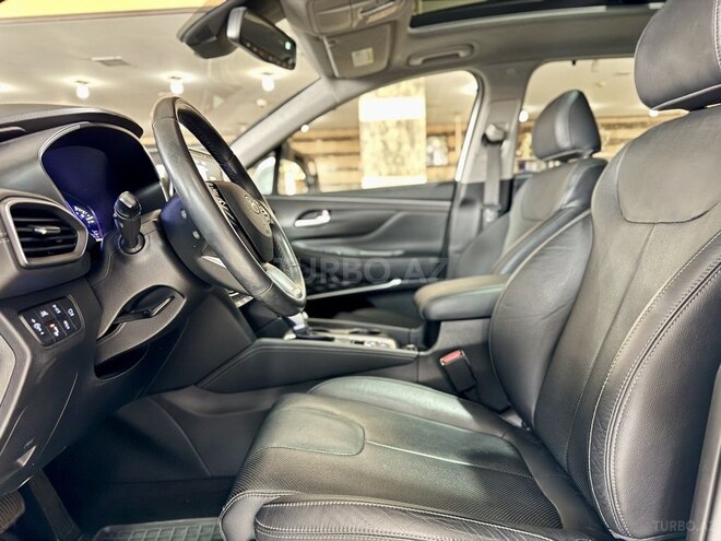 Hyundai Santa Fe-15