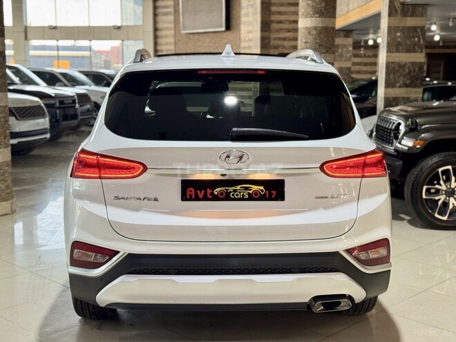Hyundai Santa Fe-9