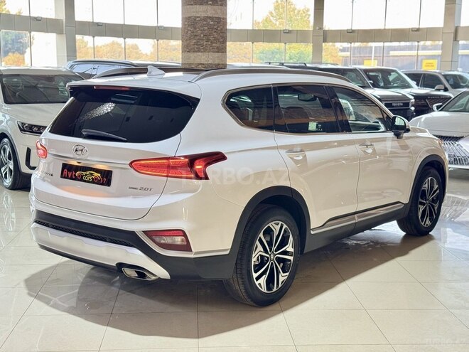 Hyundai Santa Fe-8