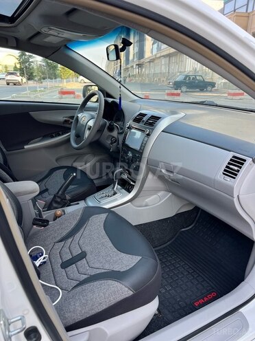 Toyota Corolla-15