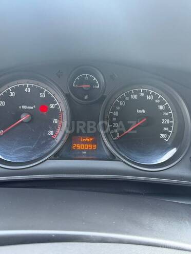 Opel Astra-12